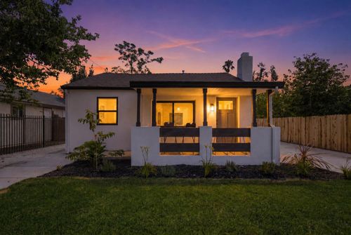 2360 Boxwood Street, Sacramento, CA, 95815 | Card Image