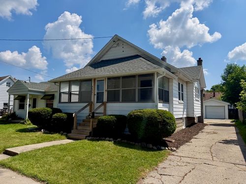 2338 N Charles Street, Saginaw, MI, 48602 | Card Image
