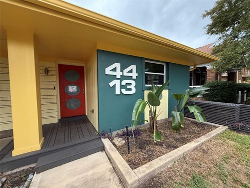 4413 Avenue O, Galveston, TX, 77550-6550 | Card Image