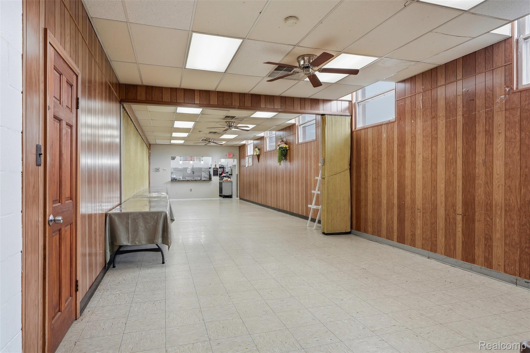 Commercial Sale in Ecorse 3