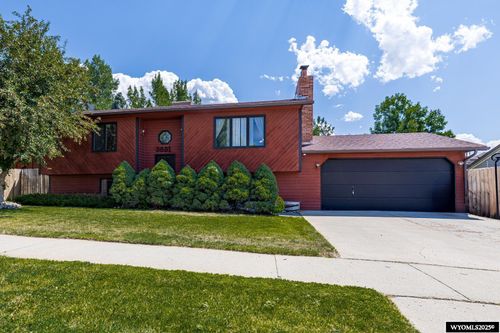 3821 Eagle Dr, Casper, WY, 82604-4517 | Card Image
