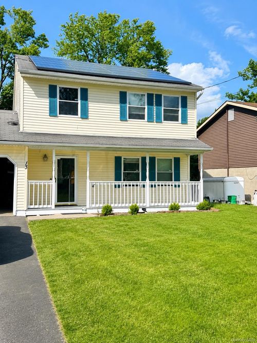 13 Talcott Pl, Middletown, NY, 10940-3207 | Card Image