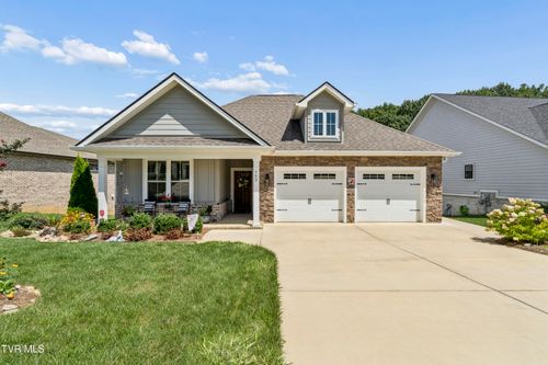 753 Gardenia Dr, Johnson City, TN, 37615-4348 | Card Image