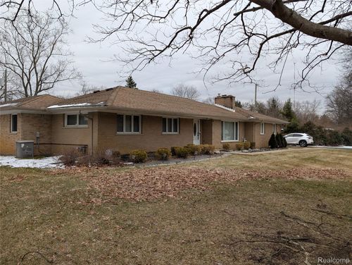 28156 San Marino Dr, Southfield, MI, 48034-1507 | Card Image