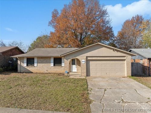 1640 S Pecan Place, Broken Arrow, OK, 74012 | Card Image