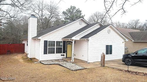 167 Apple Valley Rd, Macon, GA, 31217-5554 | Card Image