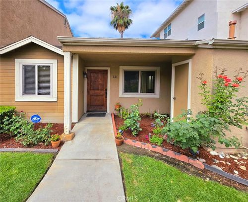 apt-13-930 S Palmetto Ave, Ontario, CA, 91762-6861 | Card Image