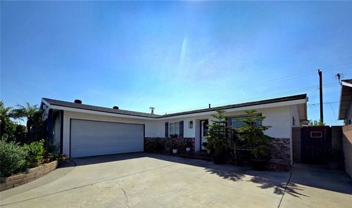 6442 Pheasant Dr, Buena Park, CA, 90620-1358 | Card Image