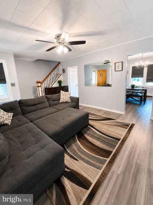 2110 Wilson Ave, BRISTOL, PA, 19007-4429 | Card Image