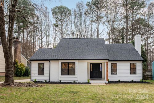 10112 Santa Fe Lane, Mint Hill, NC, 28227 | Card Image