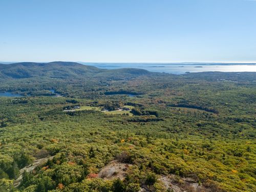 2 Bald Mountain Road, Camden, ME, 04843 | Card Image