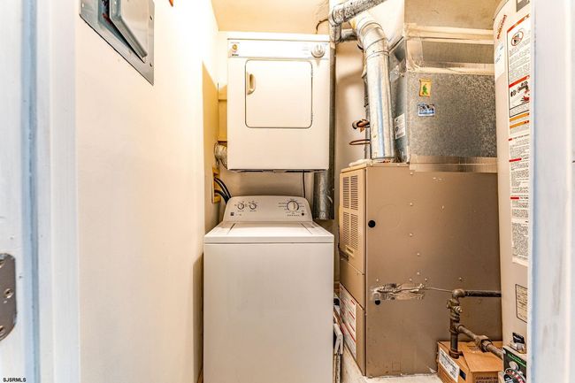 80 - 80 Club Pl, Condo with 2 bedrooms, 2 bathrooms and null parking in Galloway NJ | Image 17