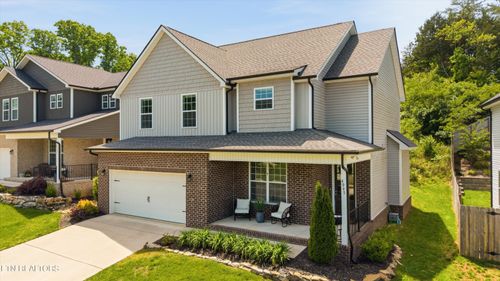 4945 Creek Bank Dr, Knoxville, TN, 37920-3084 | Card Image