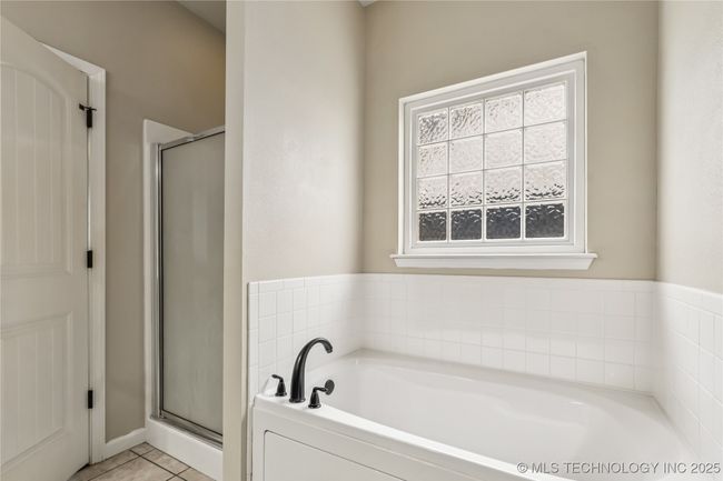 4661 148 Th St, House other with 4 bedrooms, 4 bathrooms and null parking in Bixby OK | Image 16