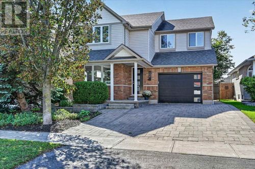 2439 Denure Drive, Peterborough (Monaghan Ward 2), ON, K9K2L4 | Card Image