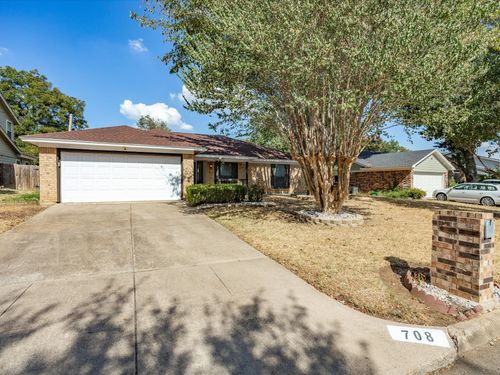 708 Nw Sandra Ln, Burleson, TX, 76028-3742 | Card Image