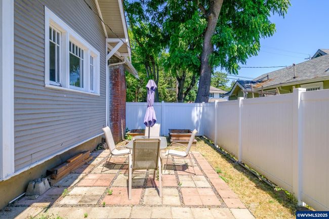 1836 Center St Ne, House other with 4 bedrooms, 1 bathrooms and null parking in Salem OR | Image 43