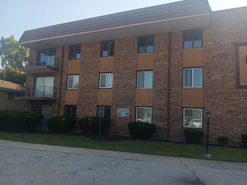apt-3e-550 Michigan City Rd, Calumet City, IL, 60409-5131 | Card Image