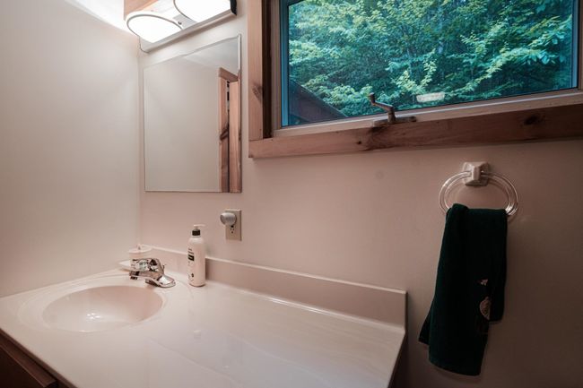 152 Town Hill Rd, House other with 4 bedrooms, 3 bathrooms and null parking in Whitingham VT | Image 35