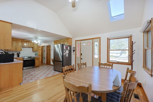 2 Rose Ave, House other with 3 bedrooms, 2 bathrooms and 4 parking in Bellingham MA | Image 6