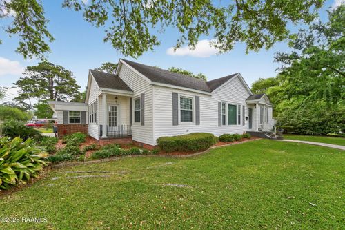 701 Parkview Dr, New Iberia, LA, 70563-3213 | Card Image
