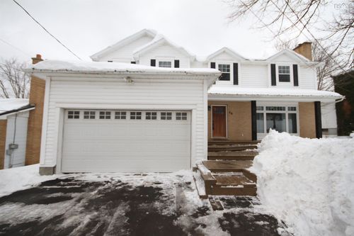 26 Macquarrie Dr, Port Hawkesbury, NS, B9A2K8 | Card Image