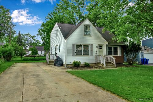 139 Boncroft Dr, West Seneca, NY, 14224-2828 | Card Image
