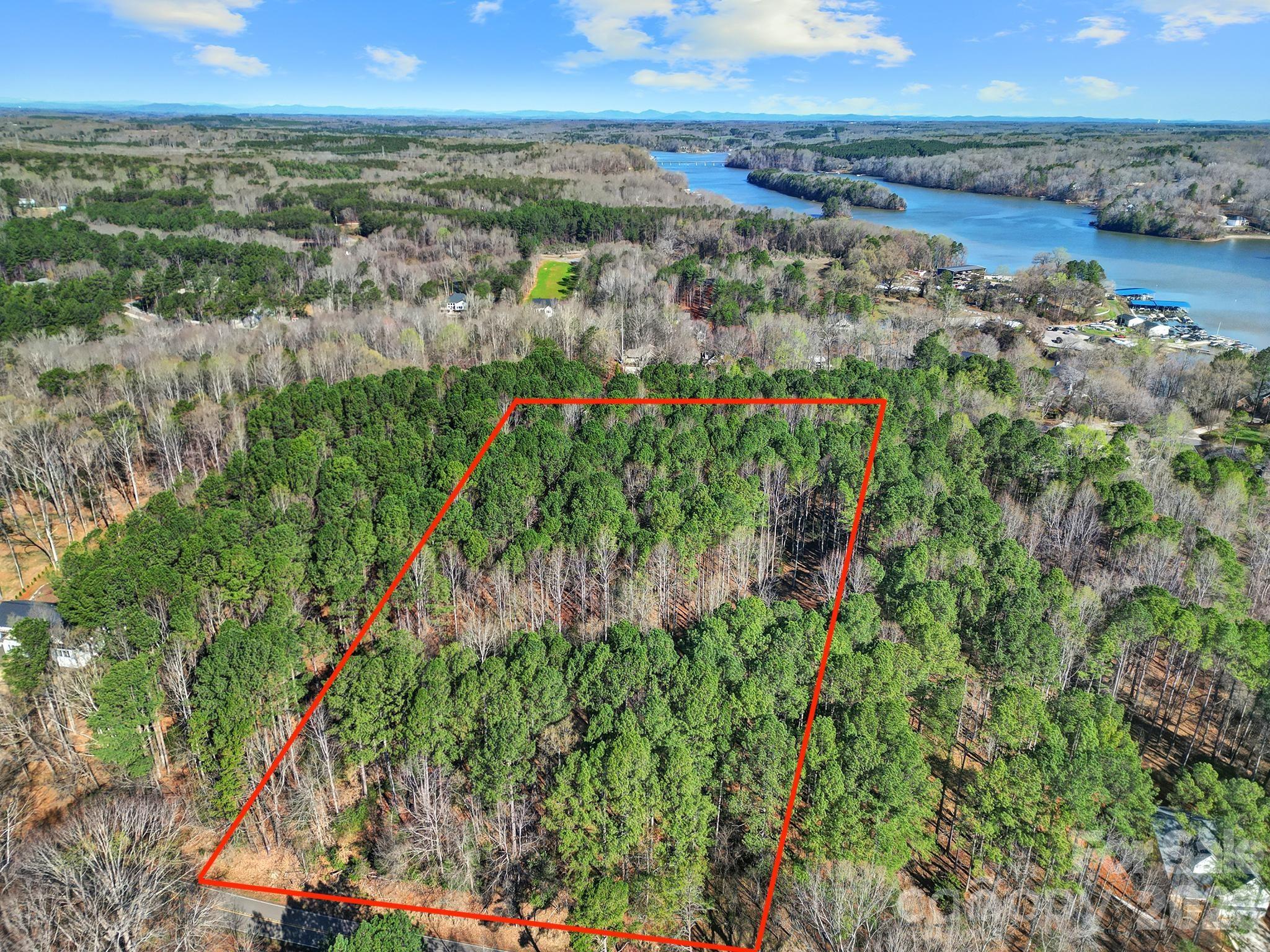 Land in Catawba 5