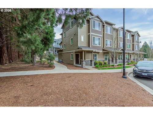 7953 Ne Heiser St, Hillsboro, OR, 97006-6859 | Card Image