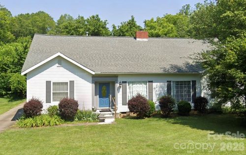 724 N Caldwell St, Salisbury, NC, 28144-3307 | Card Image