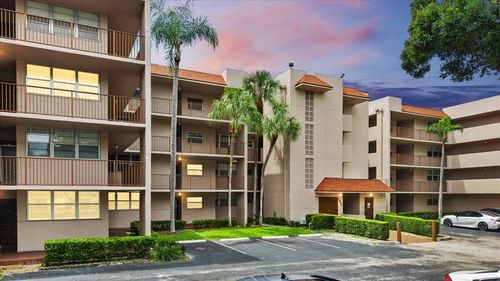 403-1831 Sabal Palm Dr, Davie, FL, 33324-5939 | Card Image