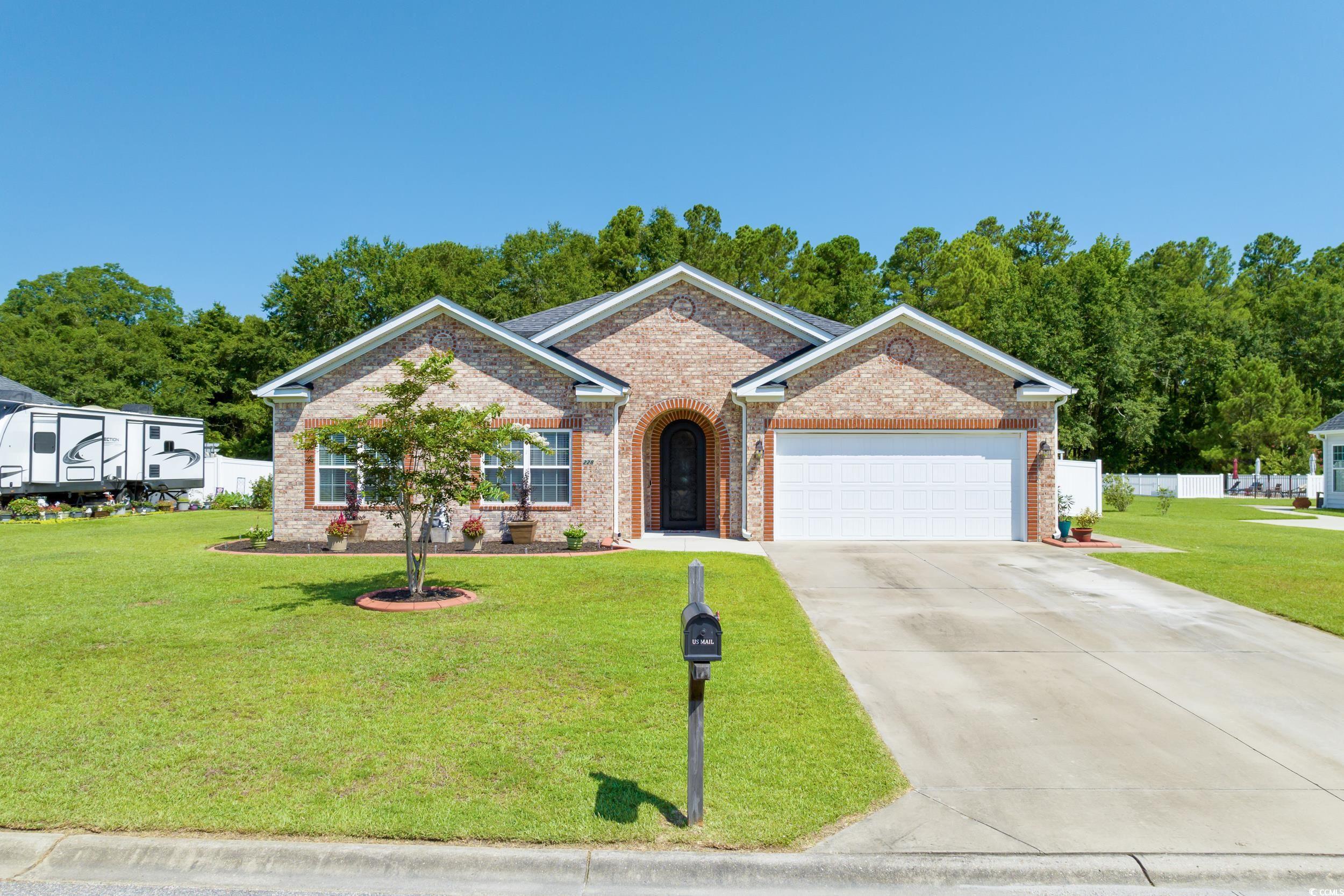 Vineyard Lake Cir, Conway, SC 29527