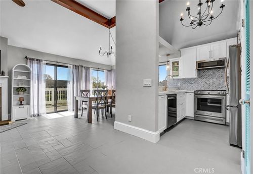 c304-4682 Warner Ave, Huntington Beach, CA, 92649 | Card Image