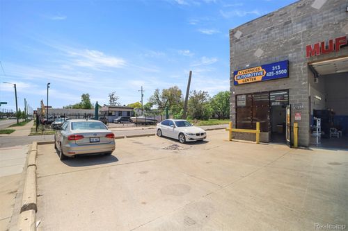 14801 Livernois Ave, Detroit, MI, 48238-2011 | Card Image