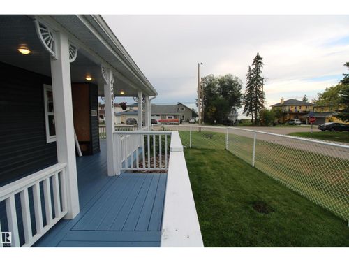 4503 50 Ave, Alberta Beach, AB, T0E0A0 | Card Image