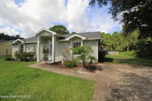 220 Tipton Rd Sw, PALM BAY, FL, 32908-3452 | Card Image