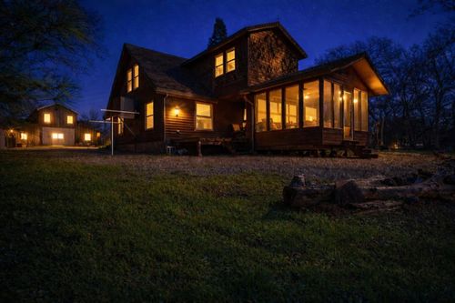 18810 Phyllis Rd, Cottonwood, CA, 96022-8538 | Card Image