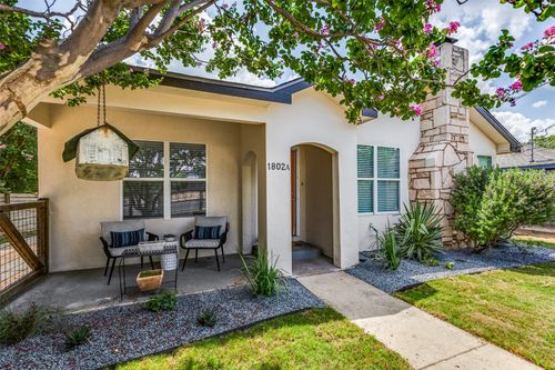 a-1802 Harvey St, Austin, TX, 78702-1663 | Card Image