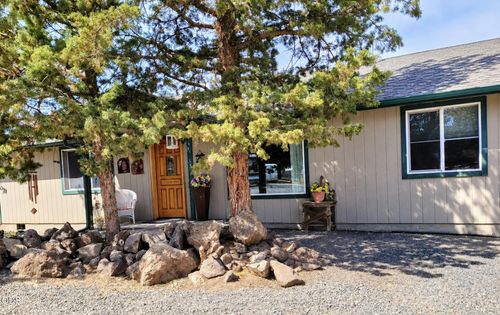 3913 Se Umatilla Loop, Prineville, OR, 97754-8000 | Card Image