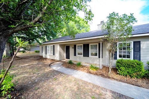 2111 Gornto, Valdosta, GA, 31602 | Card Image