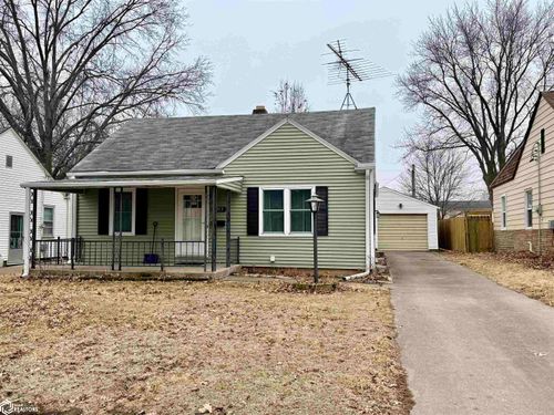 2313 Burlington Ave, Burlington, IA, 52601-1923 | Card Image