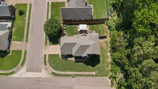 2027 Chartridge Dr, House other with 4 bedrooms, 3 bathrooms and null parking in Cordova TN | Image 38