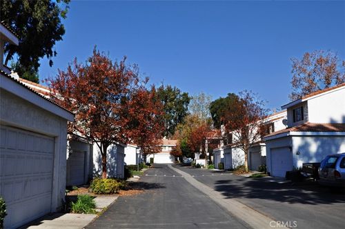 1153 W Whittlers Ln, Ontario, CA, 91762-6707 | Card Image