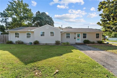 780 Meade Ln, Virginia Beach, VA, 23455-5851 | Card Image