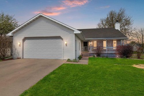 810 Kristy Street, KAUKAUNA, WI, 54130 | Card Image