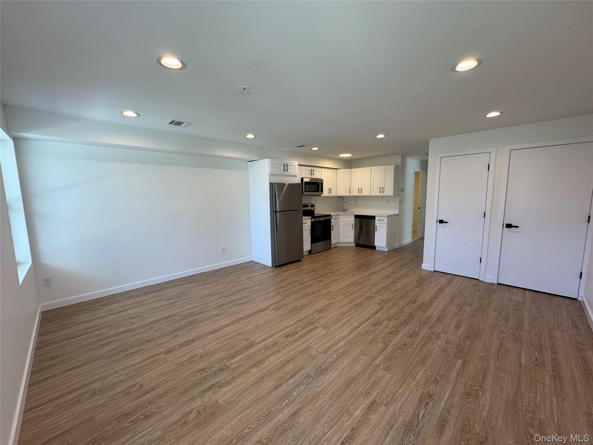 Residential Lease in Shawangunk 3