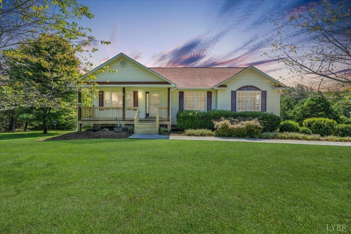 Lipscomb Rd, Moneta, VA 24121