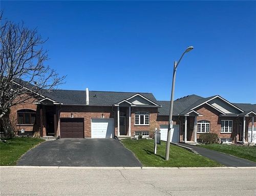 7 Millcroft Dr, Simcoe, ON, N3Y5M9 | Card Image