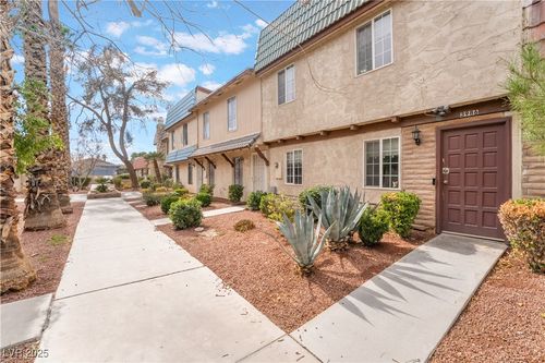 3986 Visby Lane, Las Vegas, NV, 89119 | Card Image