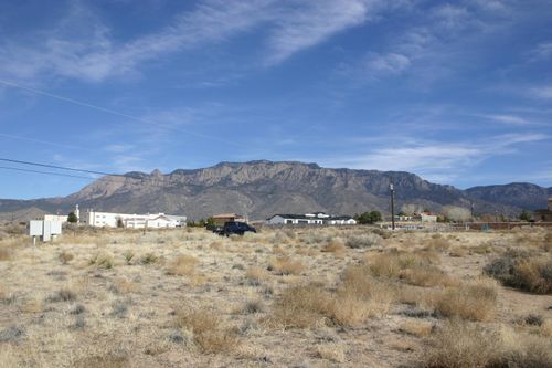 10510 San Bernardino Dr Ne, Albuquerque, NM, 87122 | Card Image